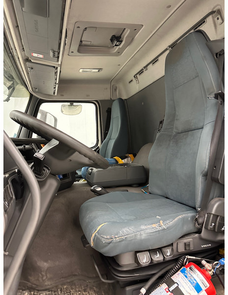 Tanker truck Volvo FM 500 - 6x2: picture 11 Tanker truck Volvo FM 500 - 6x2: picture 11