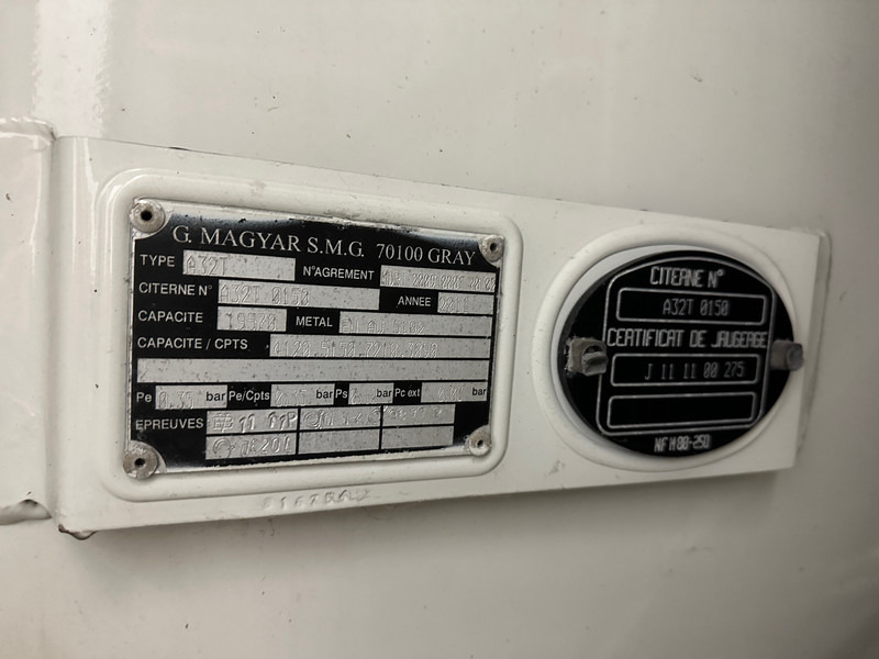 Volvo FM 500 - 6x2 - Tanker truck: picture 5 Volvo FM 500 - 6x2 - Tanker truck: picture 5