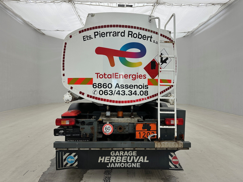 Volvo FM400 - Tanker truck: picture 5 Volvo FM400 - Tanker truck: picture 5