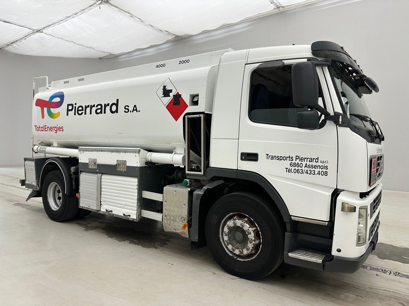 Volvo FM400 - Tanker truck: picture 3 Volvo FM400 - Tanker truck: picture 3