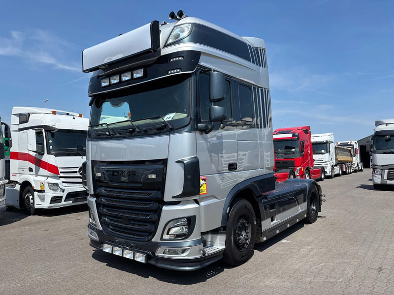 DAF XF 530 Super Spacecab Euro 6 Retarder - Tractor unit: picture 1 DAF XF 530 Super Spacecab Euro 6 Retarder - Tractor unit: picture 1