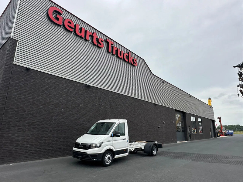 MAN TGE 6.160 CHASSIS CABINE (NIEUW) - Commercial vehicle: picture 2 MAN TGE 6.160 CHASSIS CABINE (NIEUW) - Commercial vehicle: picture 2