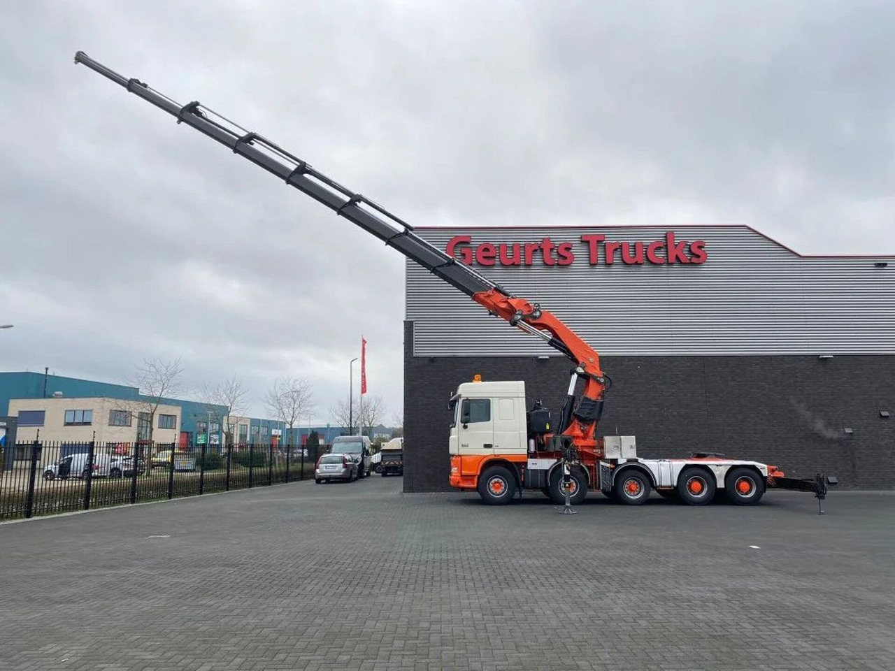 DAF XF 105 10X4 + FASSI F1500AXP.28 KRAAN/KRAN/CRANE - Crane truck: picture 5 DAF XF 105 10X4 + FASSI F1500AXP.28 KRAAN/KRAN/CRANE - Crane truck: picture 5