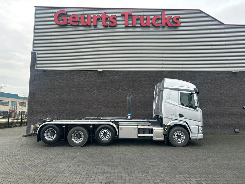 DAF XF 530 8X2 TRIPLE VDL S-30-6700 HAAKARMSYSTEEM/ABROLLKIPPER/HOOKLIFT/NIEUW/NEW - Hook lift truck: picture 4 DAF XF 530 8X2 TRIPLE VDL S-30-6700 HAAKARMSYSTEEM/ABROLLKIPPER/HOOKLIFT/NIEUW/NEW - Hook lift truck: picture 4