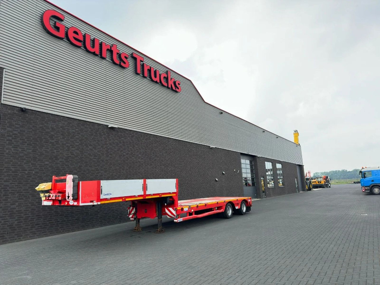 Danson HLB45 2-AXEL EXTENDABLE SEMI DIEPL - Low loader semi-trailer: picture 2 Danson HLB45 2-AXEL EXTENDABLE SEMI DIEPL - Low loader semi-trailer: picture 2