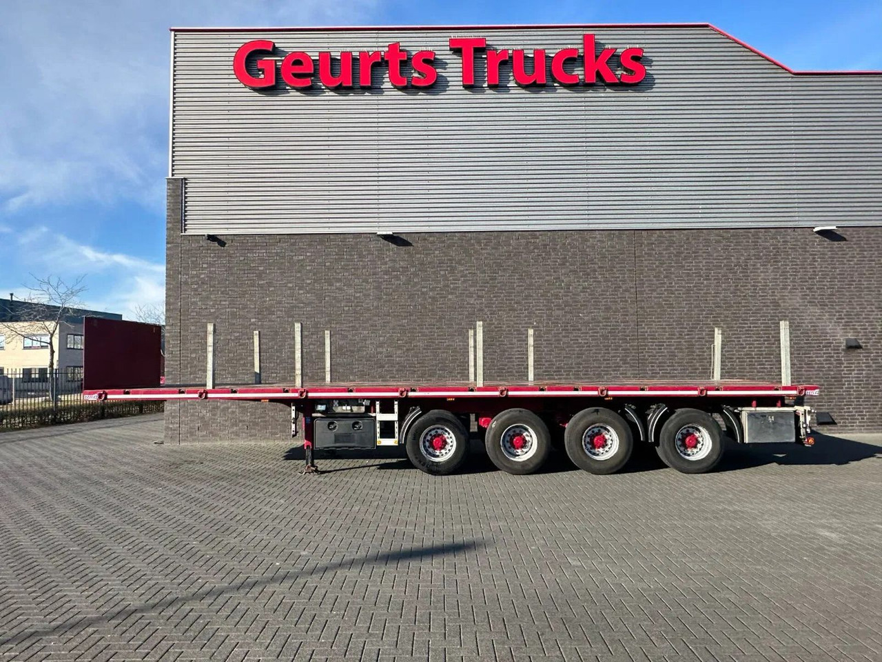 HRD SPLB 4 N. BALLAST TRAILER, 3E EN 4E ASSEN GESTUU - Dropside/ Flatbed semi-trailer: picture 1 HRD SPLB 4 N. BALLAST TRAILER, 3E EN 4E ASSEN GESTUU - Dropside/ Flatbed semi-trailer: picture 1