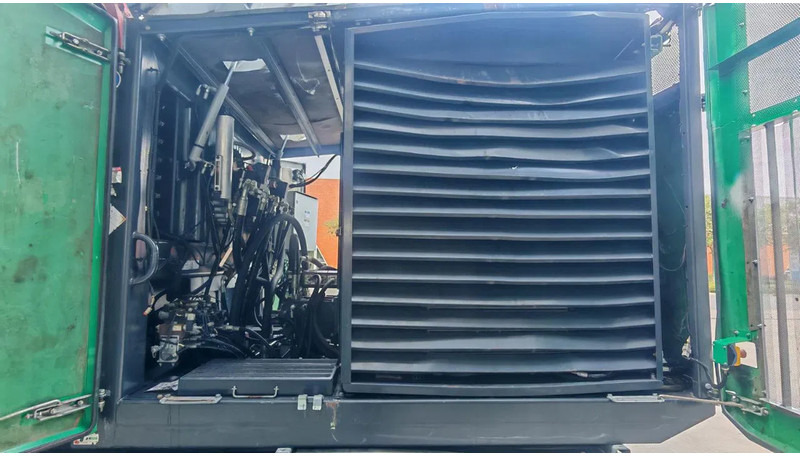 Wood chipper Komptech CRAMBO 6000 MOBILE SLOW-SPEED SHREDDER: picture 19