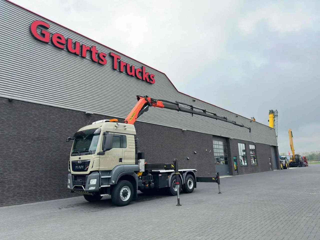 MAN TGS 28.480 6X4-4 BL + PALFINGER PK 34002-SH G PO - Crane truck: picture 2 MAN TGS 28.480 6X4-4 BL + PALFINGER PK 34002-SH G PO - Crane truck: picture 2