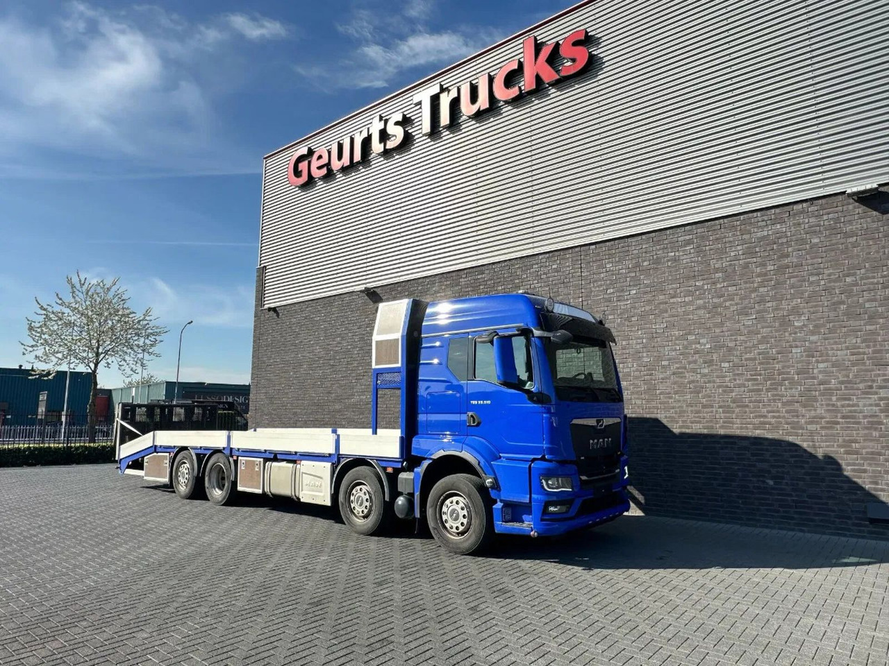 MAN TGS 35.510 8X2-6BL OPRIJWAGEN/MACHINE TRANSPORTE - Autotransporter truck: picture 5 MAN TGS 35.510 8X2-6BL OPRIJWAGEN/MACHINE TRANSPORTE - Autotransporter truck: picture 5