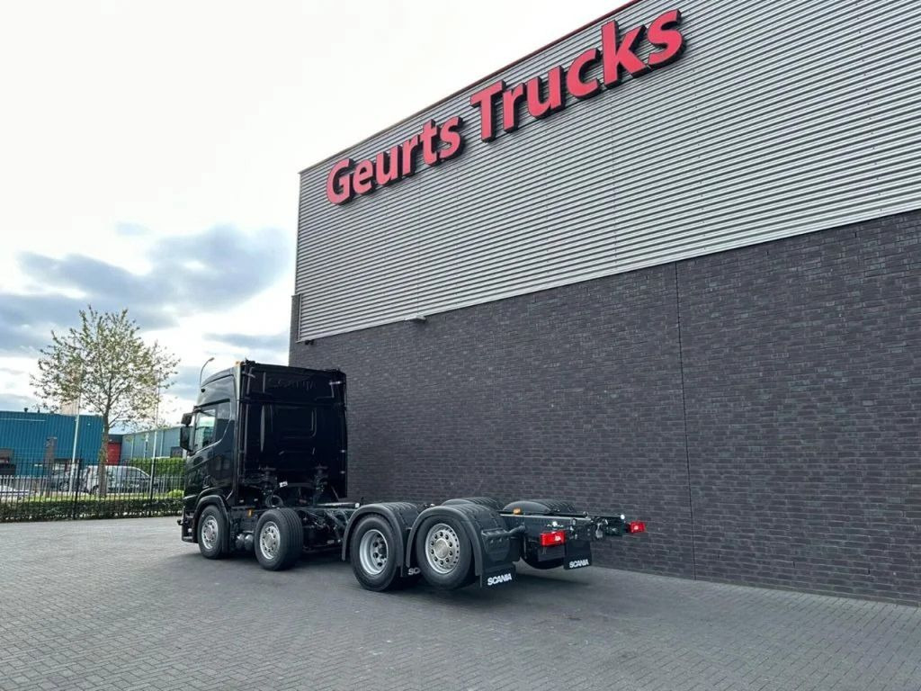 Scania R540 NGS 8X2 CHASSIS NIEUW/NEUE/NEW FULL OPTIONS - Cab chassis truck: picture 3 Scania R540 NGS 8X2 CHASSIS NIEUW/NEUE/NEW FULL OPTIONS - Cab chassis truck: picture 3