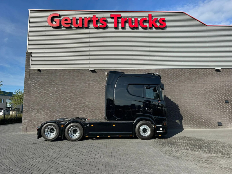Scania S660 V8 6X2 LONGLINE SPECIAL INTERIOR BUFFL TREKKER MET HYDRAULIEK / SATTELZUG / TRACTOR UNIT / CAMIÓN - Tractor unit: picture 4 Scania S660 V8 6X2 LONGLINE SPECIAL INTERIOR BUFFL TREKKER MET HYDRAULIEK / SATTELZUG / TRACTOR UNIT / CAMIÓN - Tractor unit: picture 4