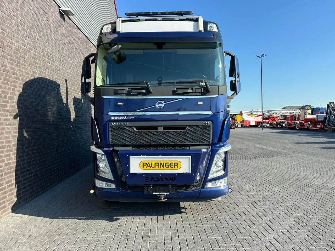 Volvo FH 540 8X4 TREKKER / BAKWAGEN MET PALFINGER PK13 leasing Volvo FH 540 8X4 TREKKER / BAKWAGEN MET PALFINGER PK13: picture 14