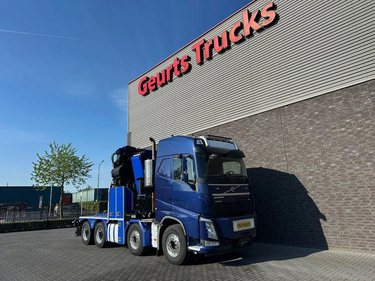 Volvo FH 540 8X4 TREKKER / BAKWAGEN MET PALFINGER PK13 leasing Volvo FH 540 8X4 TREKKER / BAKWAGEN MET PALFINGER PK13: picture 12