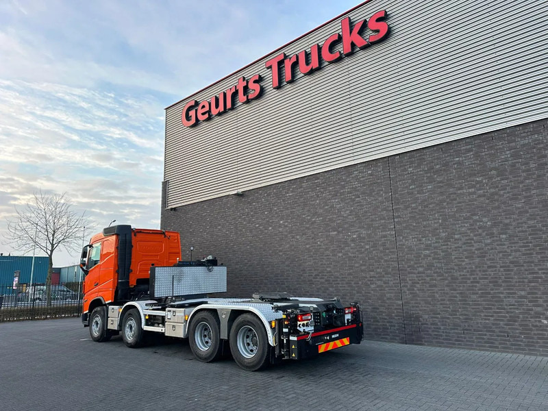 Volvo FH 460 8X4 TREKKER-BAKWAGEN COMBI + KRAAN VOORBEREIDING /PREPAR FOR CRANE /KRAN VORBEREITUNG - Crane truck: picture 3 Volvo FH 460 8X4 TREKKER-BAKWAGEN COMBI + KRAAN VOORBEREIDING /PREPAR FOR CRANE /KRAN VORBEREITUNG - Crane truck: picture 3