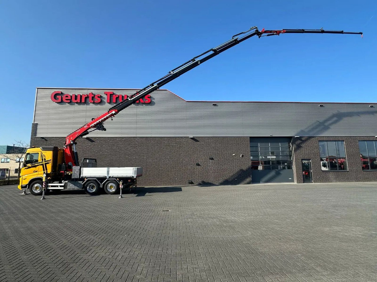 Volvo FH 500 6X2 TREKKER/TRACTOR/SZM MET FASSI F545RA. - Crane truck: picture 1 Volvo FH 500 6X2 TREKKER/TRACTOR/SZM MET FASSI F545RA. - Crane truck: picture 1
