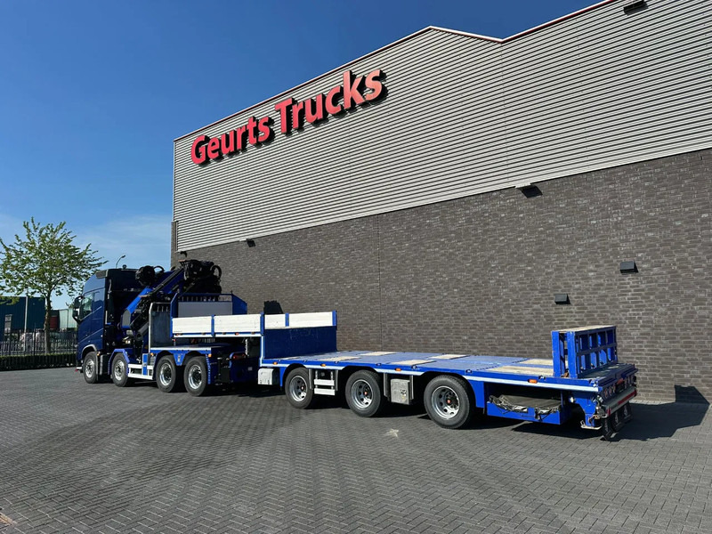 Volvo FH 540 8X4 TREKKER / BAKWAGEN MET PALFINGER PK135.002 TEC7 + JIB PJ190 KRAAN / KRAN / CRANE / GRUA + EMTECH NNR48 3-ASSIGE SEMI- - Crane truck: picture 3 Volvo FH 540 8X4 TREKKER / BAKWAGEN MET PALFINGER PK135.002 TEC7 + JIB PJ190 KRAAN / KRAN / CRANE / GRUA + EMTECH NNR48 3-ASSIGE SEMI- - Crane truck: picture 3