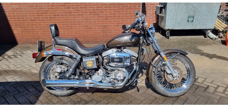 Motorcycle Harley-Davidson FXE SUPER GLIDE 1200 AMF: picture 1