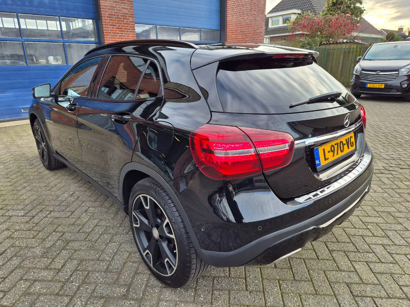 Mercedes-Benz GLA 180 AMG AUTOMAAT Night Edition Plus 175pk - Car: picture 4 Mercedes-Benz GLA 180 AMG AUTOMAAT Night Edition Plus 175pk - Car: picture 4