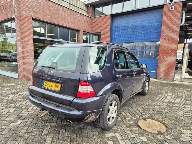 Mercedes-Benz M-Klasse ML 320 autom AMG - Car: picture 4 Mercedes-Benz M-Klasse ML 320 autom AMG - Car: picture 4
