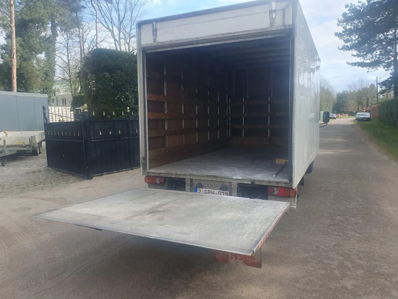 Nissan Cabstar TL3513 - Closed box van: picture 4 Nissan Cabstar TL3513 - Closed box van: picture 4