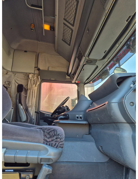 Tractor unit Scania R114-380pk.. manual gearbox .airco: picture 11
