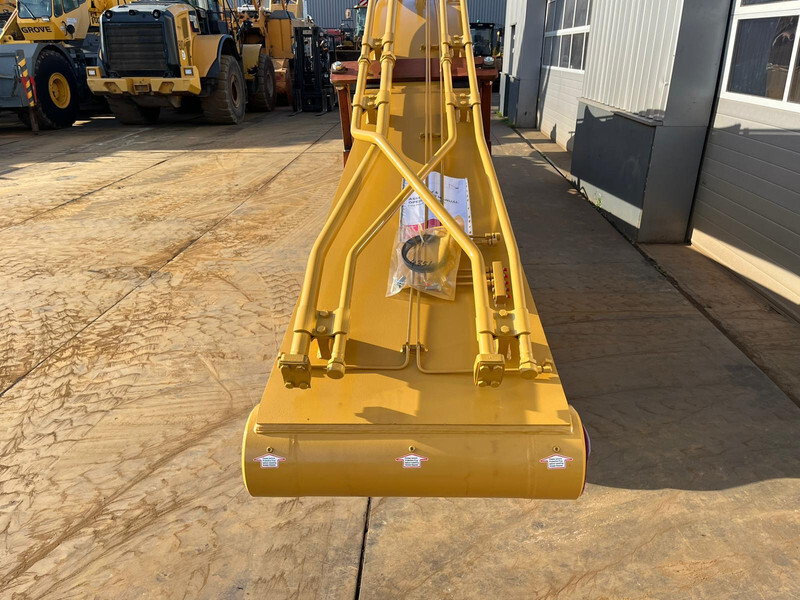 Caterpillar CAT 325D / CAT 330GC - 18.5M long reach package - Attachment: picture 5 Caterpillar CAT 325D / CAT 330GC - 18.5M long reach package - Attachment: picture 5