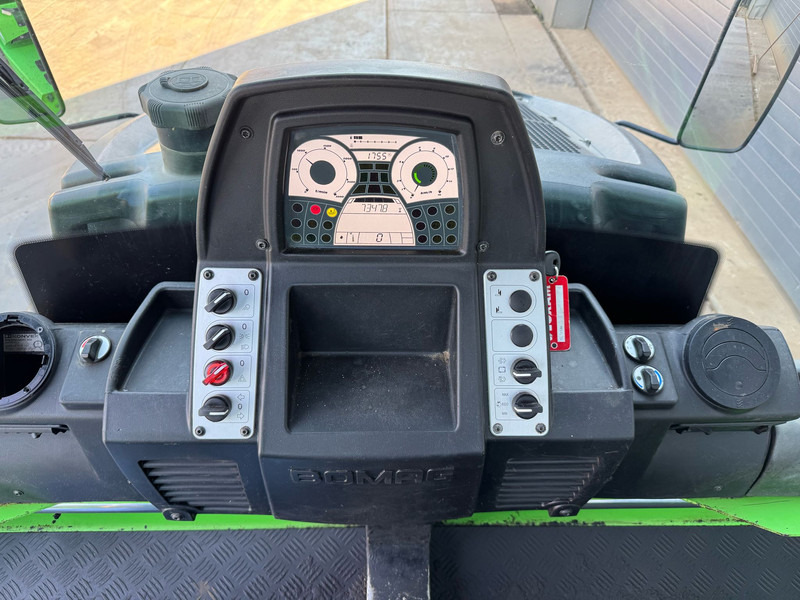 Roller Bomag BW174 AP-4i: picture 18 Roller Bomag BW174 AP-4i: picture 18