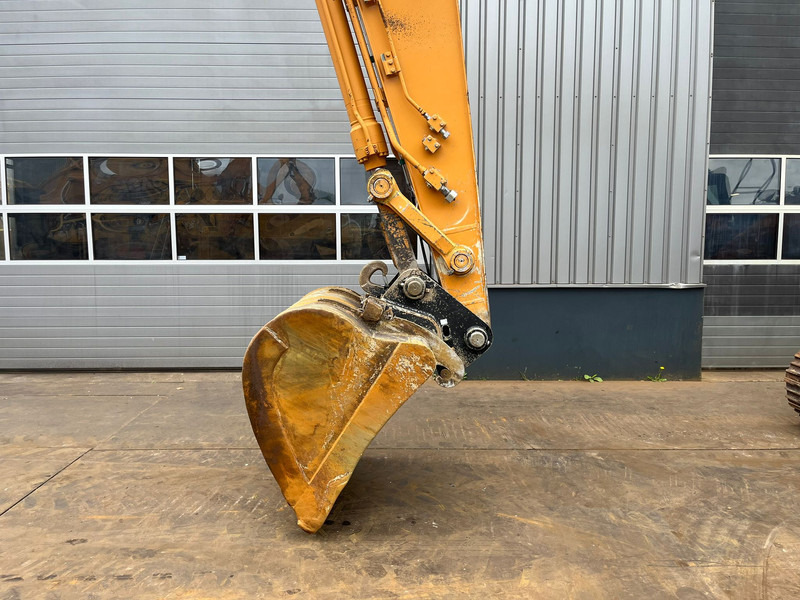 Crawler excavator Case CX250C: picture 16