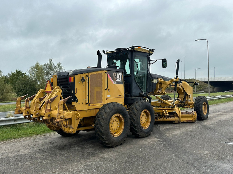 Caterpillar 140M Ripper + Pushblock - Grader: picture 5 Caterpillar 140M Ripper + Pushblock - Grader: picture 5