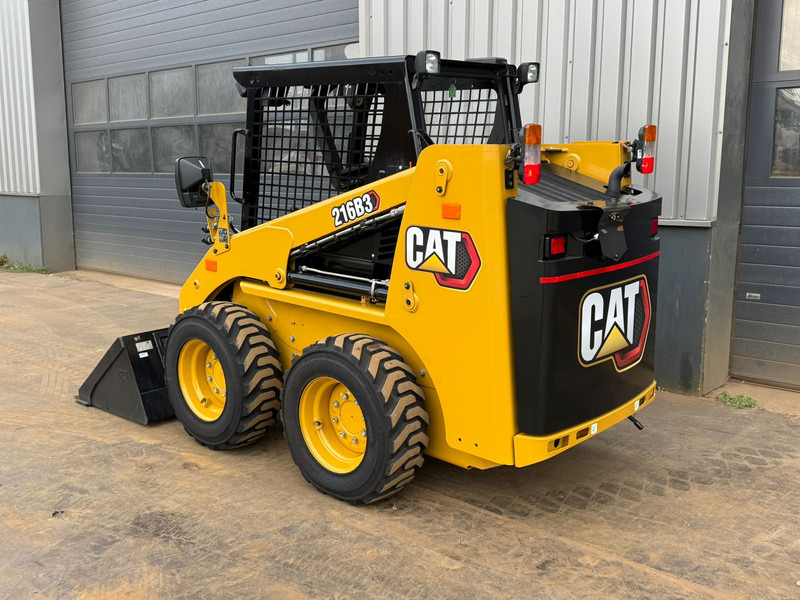 Caterpillar 216B3 - Wheel loader: picture 2 Caterpillar 216B3 - Wheel loader: picture 2
