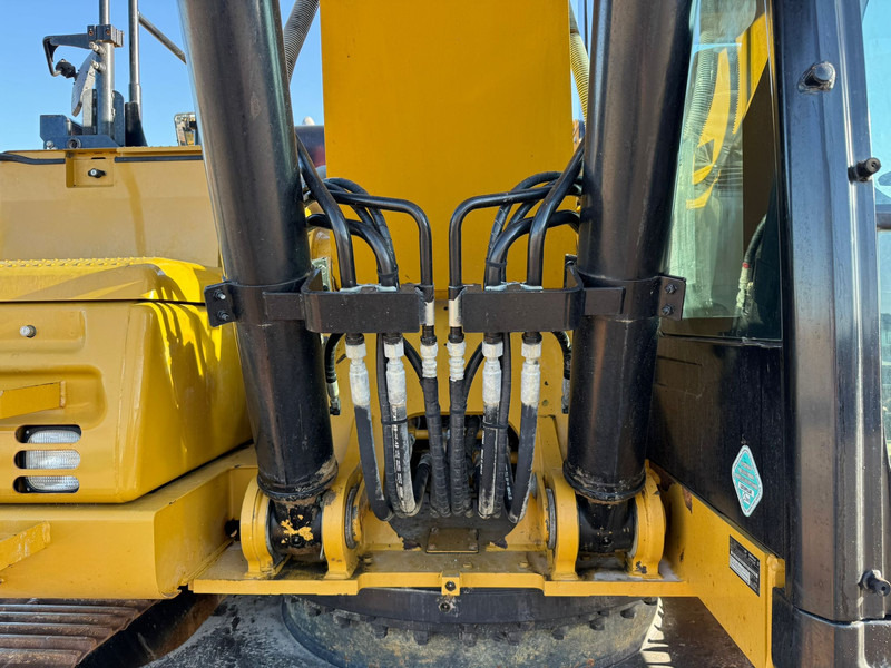 Crawler excavator Caterpillar 326FL: picture 9