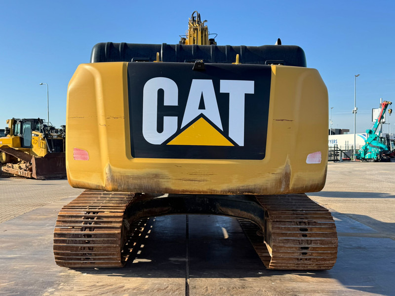 Crawler excavator Caterpillar 326FL: picture 7