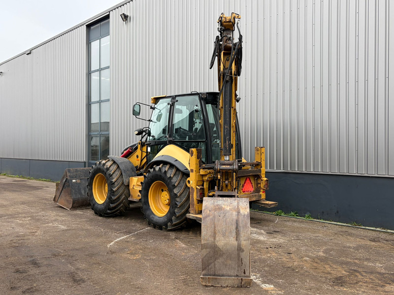 Backhoe loader Caterpillar 444E: picture 6 Backhoe loader Caterpillar 444E: picture 6