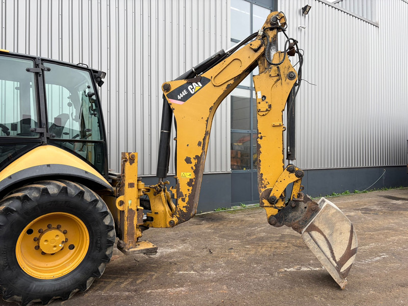 Backhoe loader Caterpillar 444E: picture 16 Backhoe loader Caterpillar 444E: picture 16