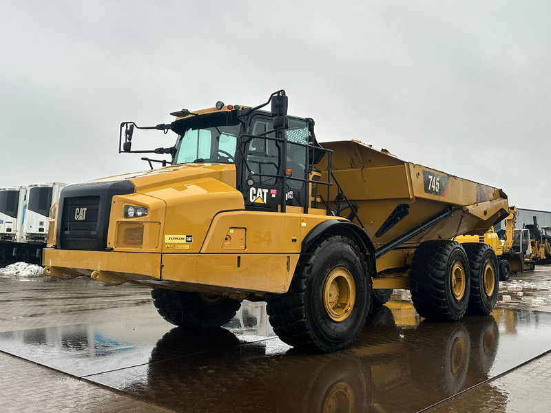 Caterpillar 745 04A - Articulated dumper: picture 2 Caterpillar 745 04A - Articulated dumper: picture 2