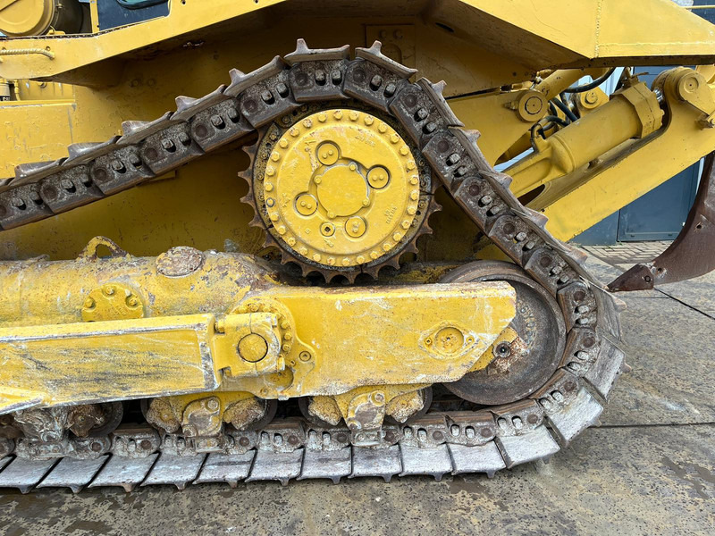 Bulldozer Caterpillar D8R - Single shank ripper: picture 11 Bulldozer Caterpillar D8R - Single shank ripper: picture 11