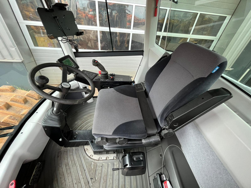 Roller Dynapac CA1500PD - CE Certified: picture 19