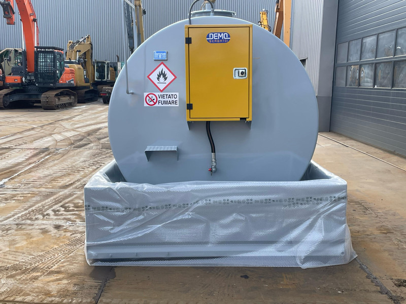 Emiliana Serbatoi TF9/50 9000Ltr - Storage tank: picture 5 Emiliana Serbatoi TF9/50 9000Ltr - Storage tank: picture 5