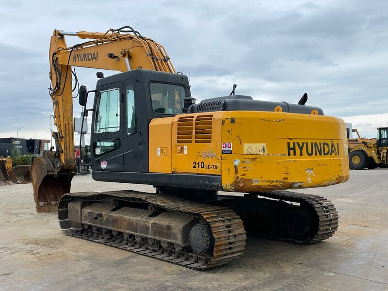 Hyundai R210LC-7A - Crawler excavator: picture 3 Hyundai R210LC-7A - Crawler excavator: picture 3
