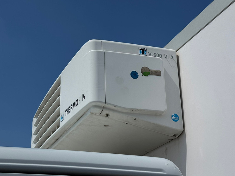 Refrigerator truck Iveco EUROCARGO ML100E19: picture 13