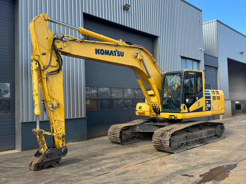 Komatsu PC210LC-10 - Crawler excavator: picture 2 Komatsu PC210LC-10 - Crawler excavator: picture 2