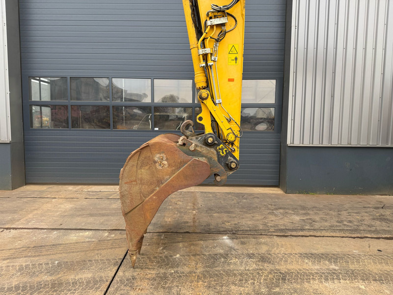 Komatsu PW180-11 - Wheel excavator: picture 5 Komatsu PW180-11 - Wheel excavator: picture 5
