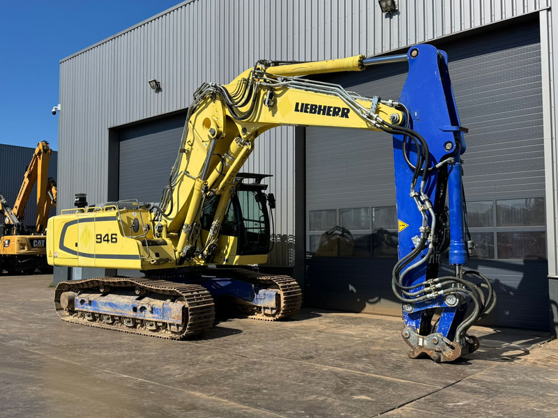 Crawler excavator Liebherr R946 - triple boom: picture 7