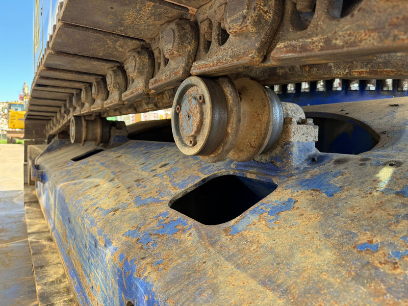 Crawler excavator Liebherr R946 - triple boom: picture 13