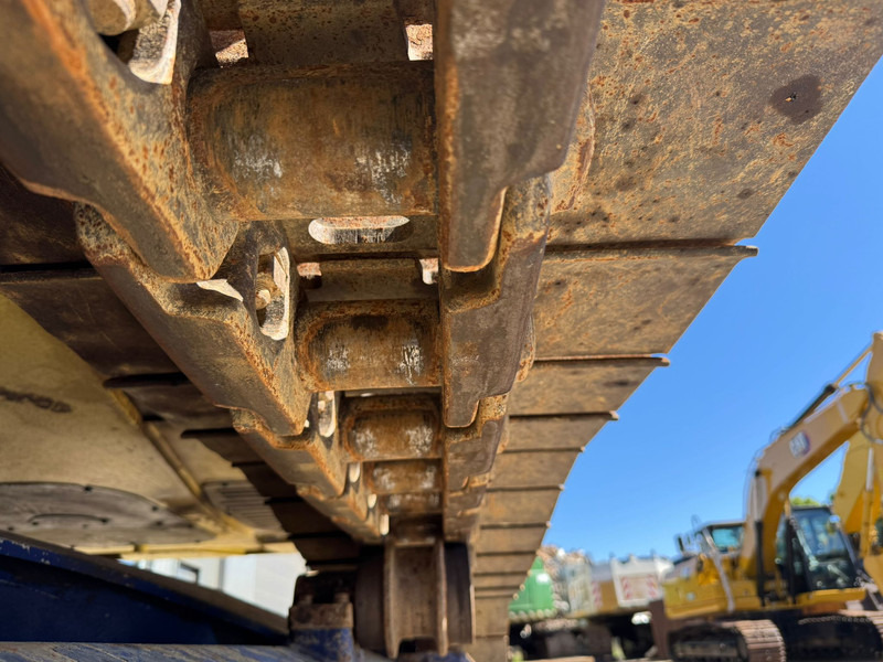 Crawler excavator Liebherr R946 - triple boom: picture 10