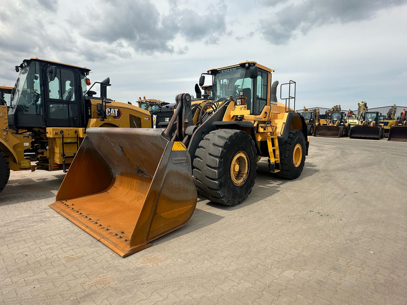 Wheel loader Volvo L150G: picture 1