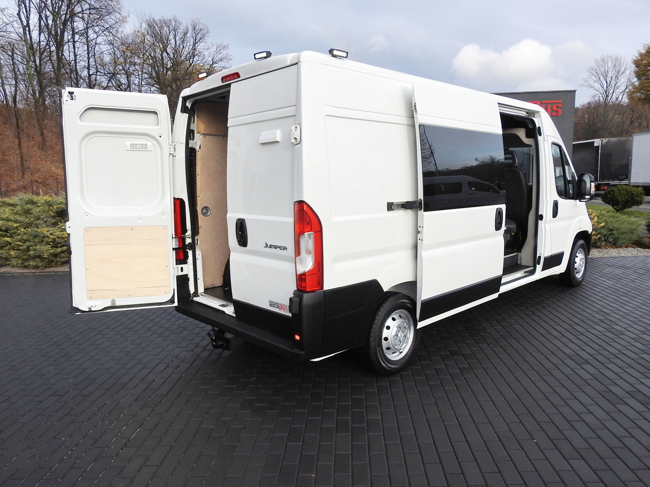 CITROEN JUMPER BOX DELIVERY VAN 6 SEATS AIR CONDITIONING 140HP - Panel van: picture 3 CITROEN JUMPER BOX DELIVERY VAN 6 SEATS AIR CONDITIONING 140HP - Panel van: picture 3