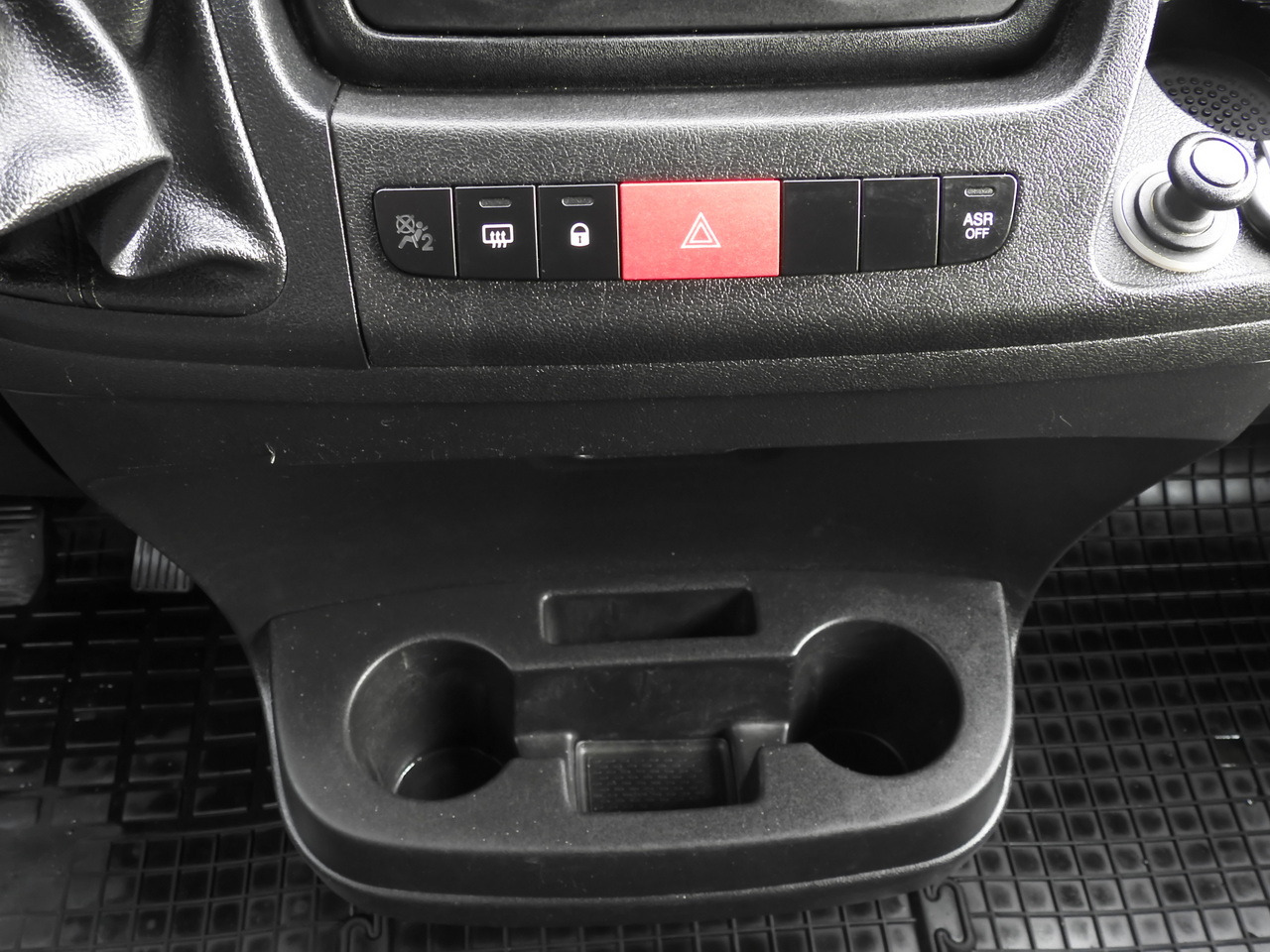 Panel van CITROEN JUMPER BOX DELIVERY VAN 6 SEATS AIR CONDITIONING 140HP: picture 30 Panel van CITROEN JUMPER BOX DELIVERY VAN 6 SEATS AIR CONDITIONING 140HP: picture 30