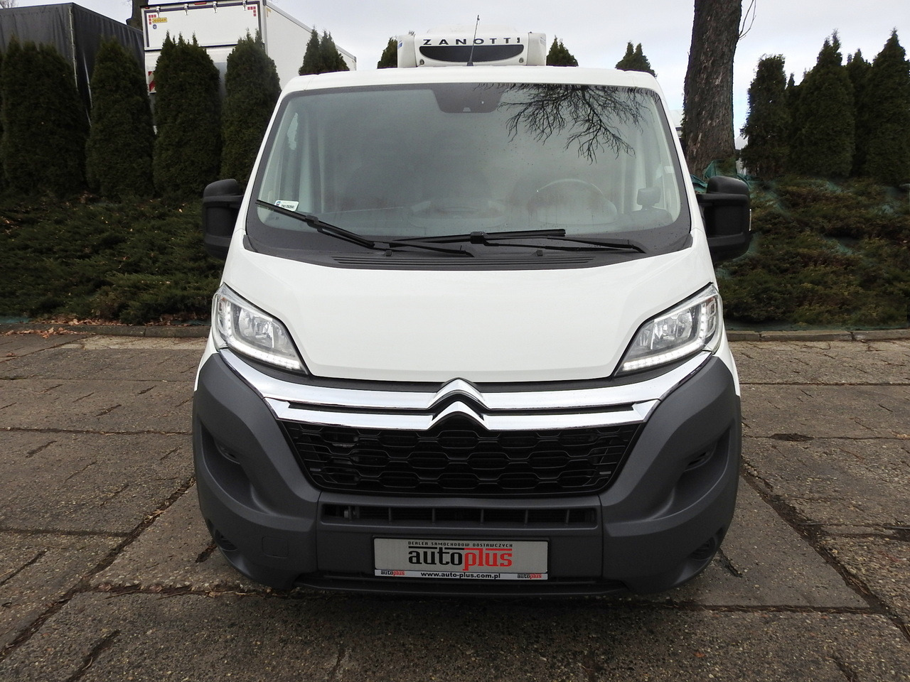 CITROEN JUMPER REFRIGERATOR VAN -5*C LED LIGHTS AIR CONDITIONING 130HP - Refrigerated delivery van: picture 5 CITROEN JUMPER REFRIGERATOR VAN -5*C LED LIGHTS AIR CONDITIONING 130HP - Refrigerated delivery van: picture 5