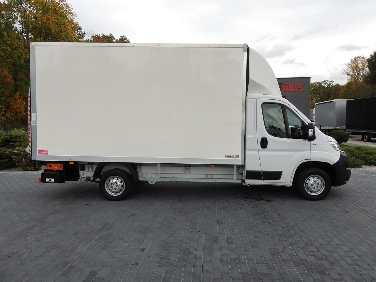 Closed box van FIAT DUCATO BOX LIFT 8 PALLETS CRUISE CONTROL NAVIGATION AIR CONDITIONING LED LIGHTS  130HP: picture 7